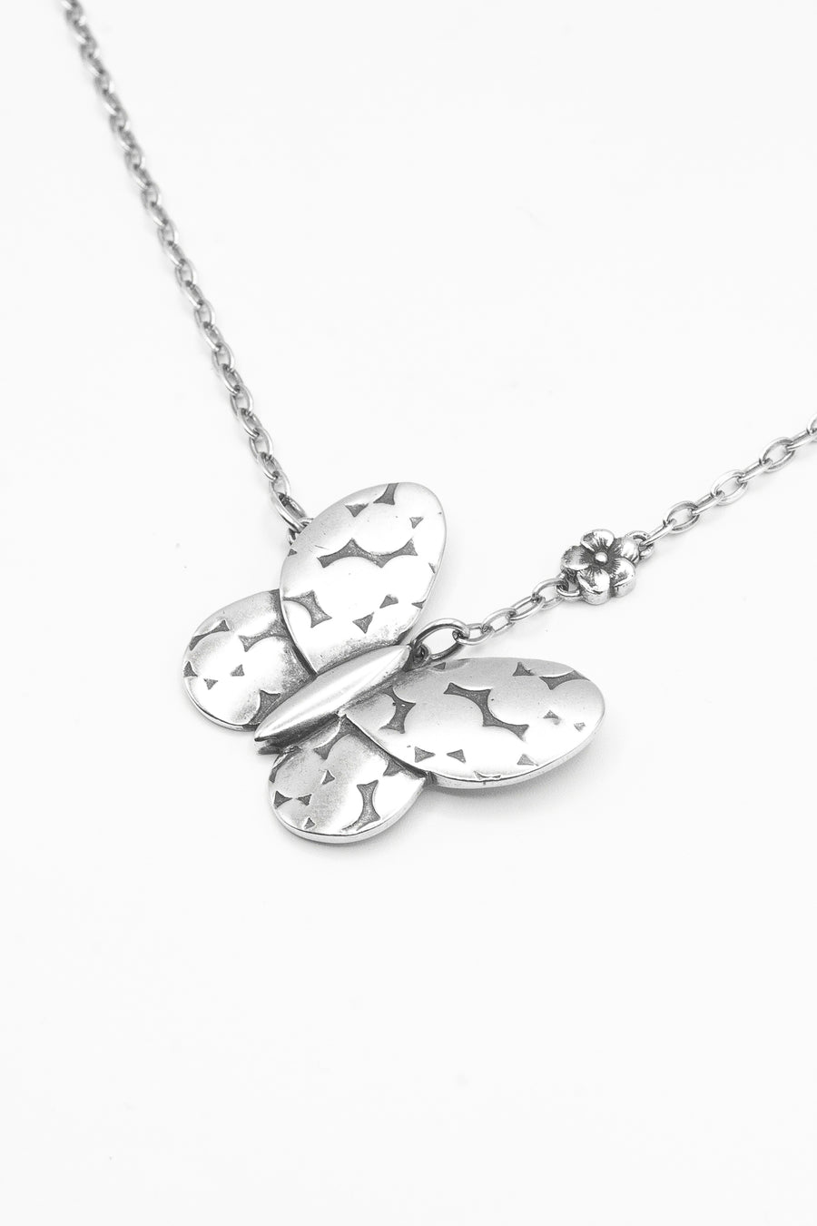 Ivy Butterfly Necklace